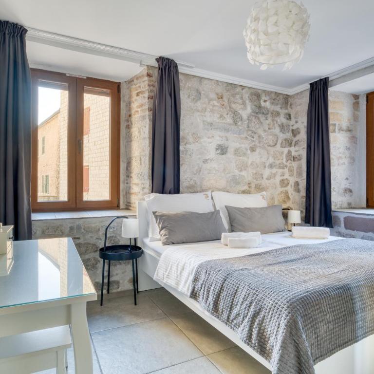 Lana & Ena Apartments - Two-Bedroom Apartment - 22