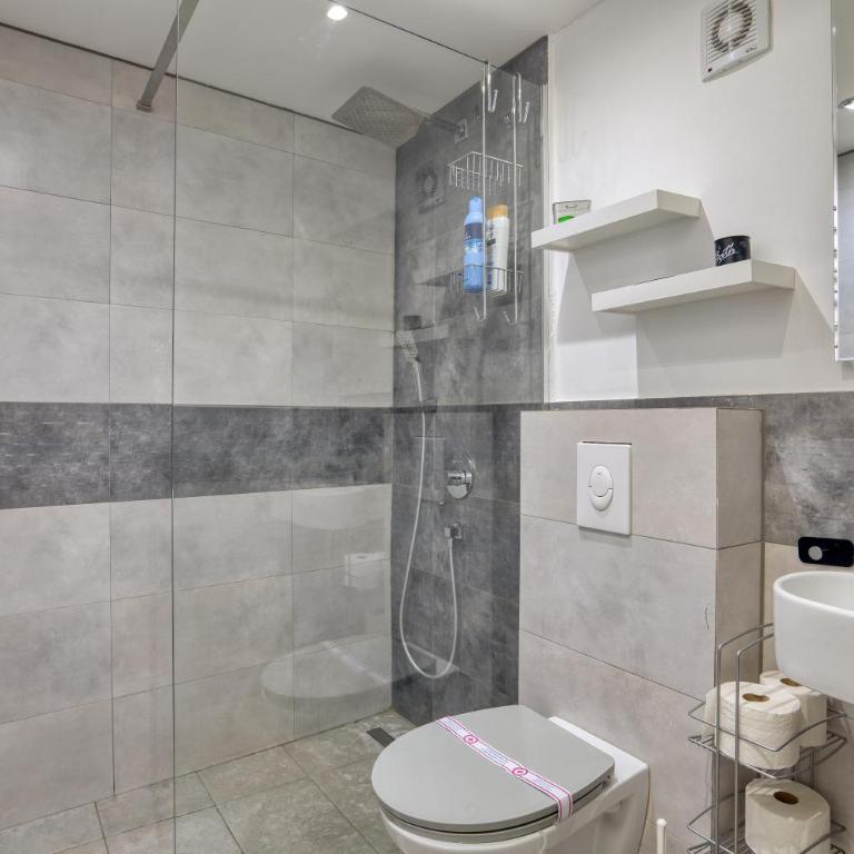 Lana & Ena Apartments - Two-Bedroom Apartment - 26