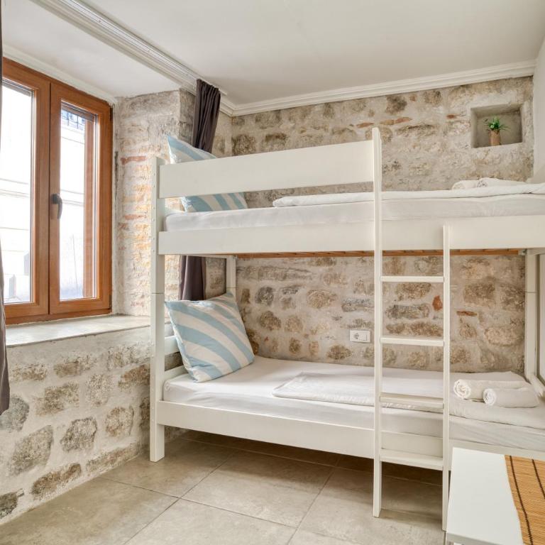 Lana & Ena Apartments - Two-Bedroom Apartment - 25