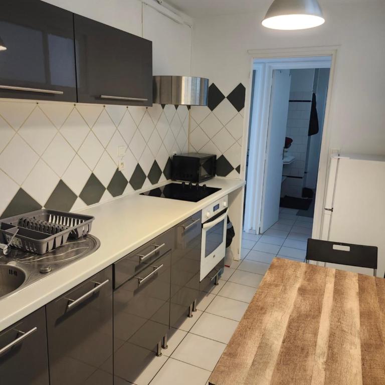 Joli F3 Montpellier proche mer et centre ville - Apartment mit 2 Schlafzimmern - 6