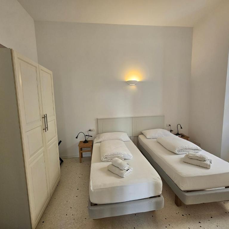GardaInn Palazzo Nuovo - Appartamento con 2 Camere da Letto - 32