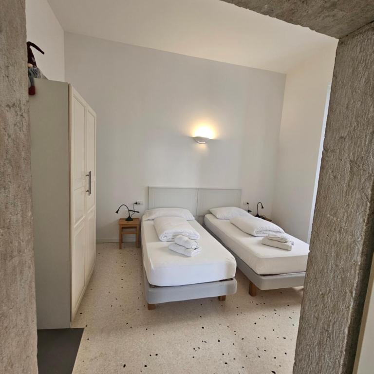 GardaInn Palazzo Nuovo - Appartamento con 2 Camere da Letto - 33