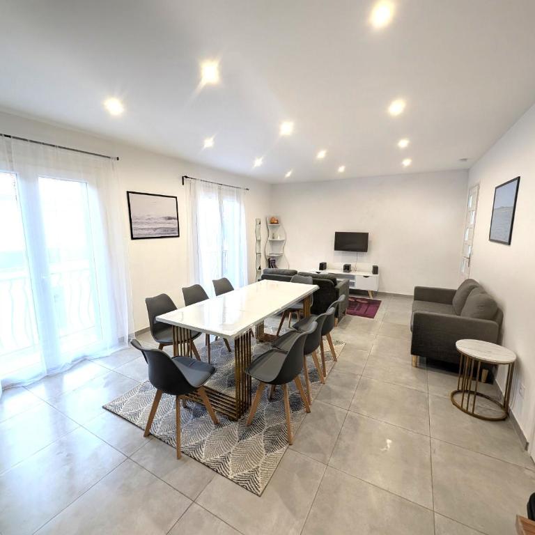 Maison 6 à 8 personnes "Escale à PALAVAS" - Maison 4 Chambres - 3