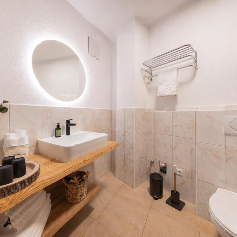 Apartment Alpenweiss - Apartment mit 1 Schlafzimmer und Garten - 8