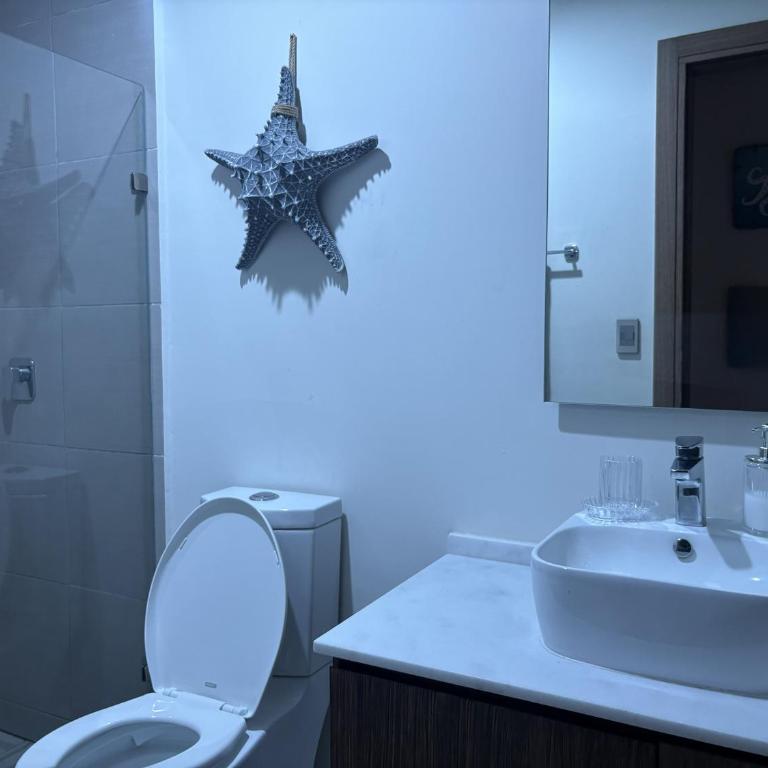 Golden Glow - Two-Bedroom Apartment - 7