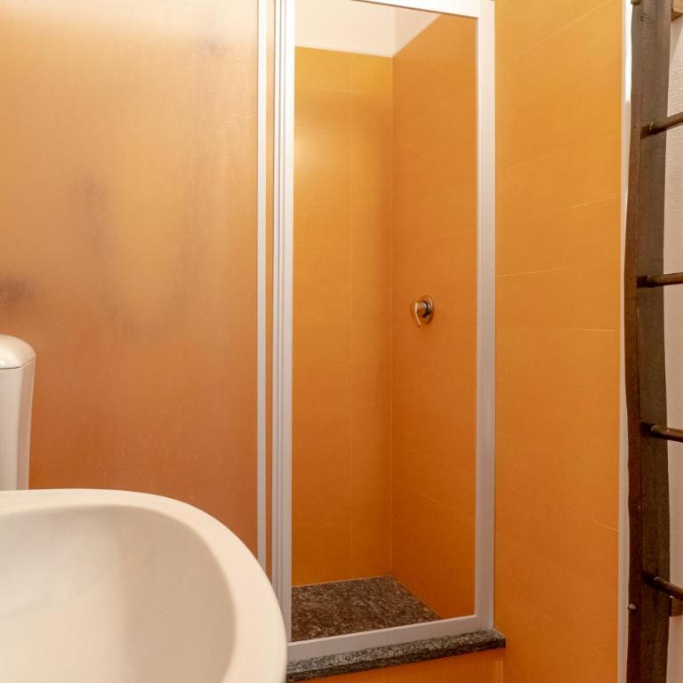 Casa Riale 5 - Two-Bedroom Apartment with Balcony - 17