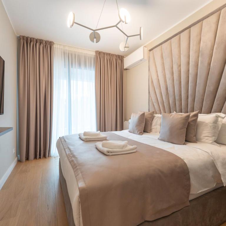 New Belgrade Premium Hotel - Deluks Apartman sa 2 Spavaće Sobe i Balkonom - 4