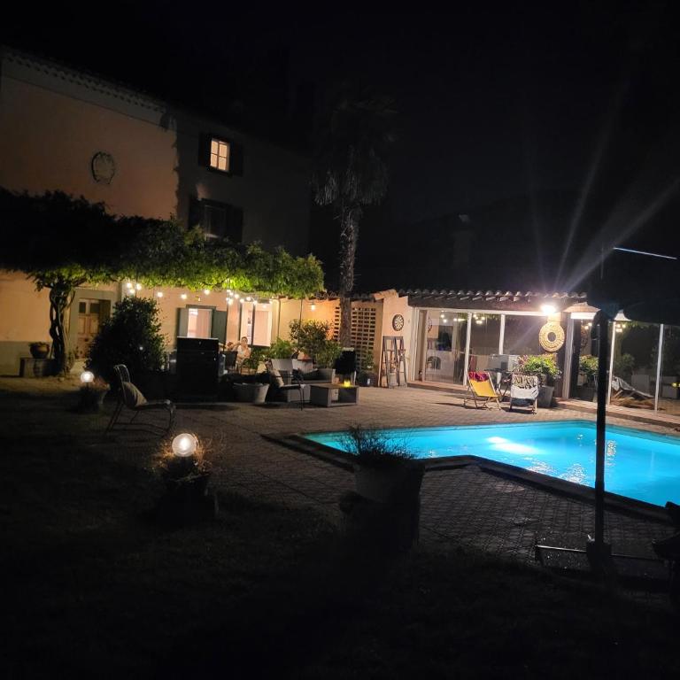 Domaine 15 pers, Piscine, Pétanque, Canal du midi - Seven-Bedroom House - 11