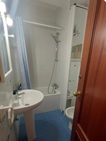 El Mirador - Three-Bedroom Apartment - 12