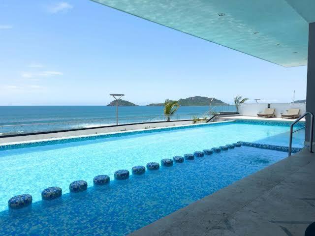 Wave & Soul - Two-Bedroom Apartment - 3