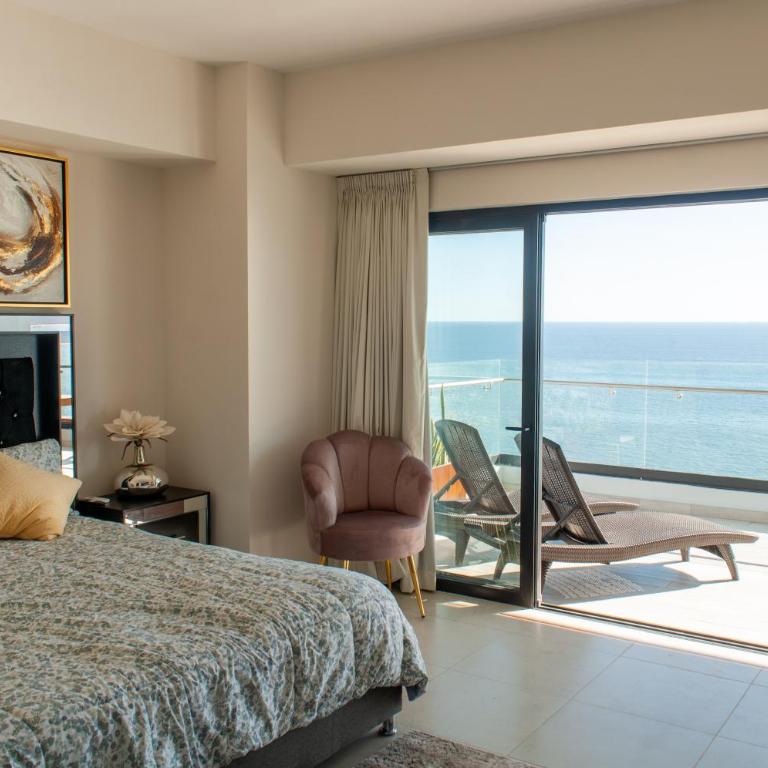 Wave & Soul - Two-Bedroom Apartment - 11