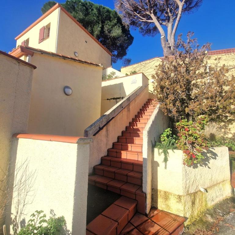 Les 3 Pins - One-Bedroom Apartment - 19