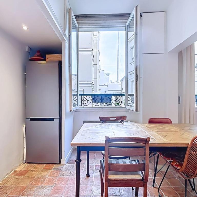 Spacious Apt Oberkampf near Bastille - Apartamento - 23