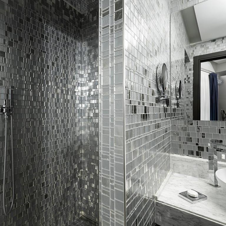 Villa Lario Resort Mandello - Junior Suite with Lake View and Private Garden - Separate building - 10