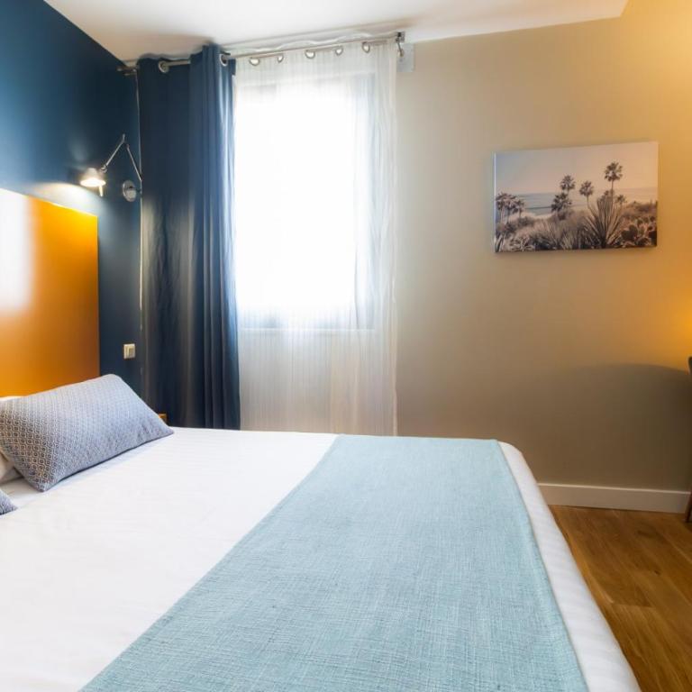 Hôtel les jardins du canal - piscine chauffée à 28 degrés - parking gratuit - garage - bornes électriques - accueil vélos et motos - kids friendly-solaire ecoresponsable - Chambre Double Standard - 9