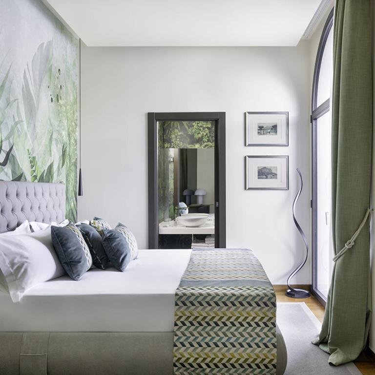 Villa Lario Resort Mandello - Junior Suite with Lake View - Separate building - 4