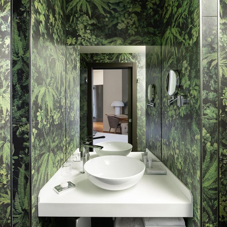 Villa Lario Resort Mandello - Junior Suite with Lake View - Separate building - 10