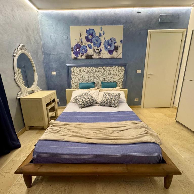 Room with private bathroom and terrace in villa - Camera Matrimoniale con Bagno Privato - 1