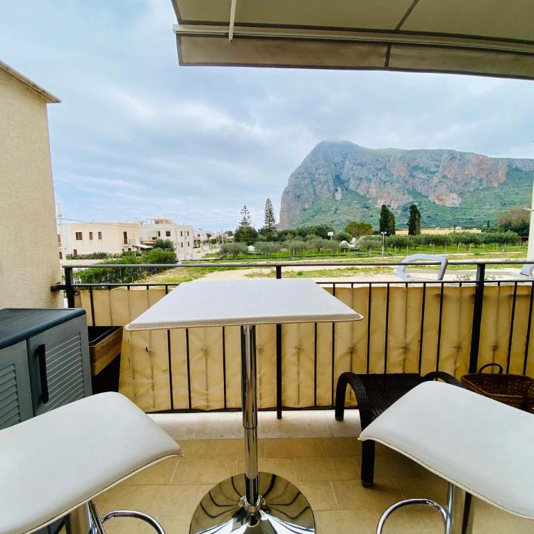 Amarena Casa Vacanze Wifi Parking Veranda - Appartamento con 2 Camere da Letto - 1