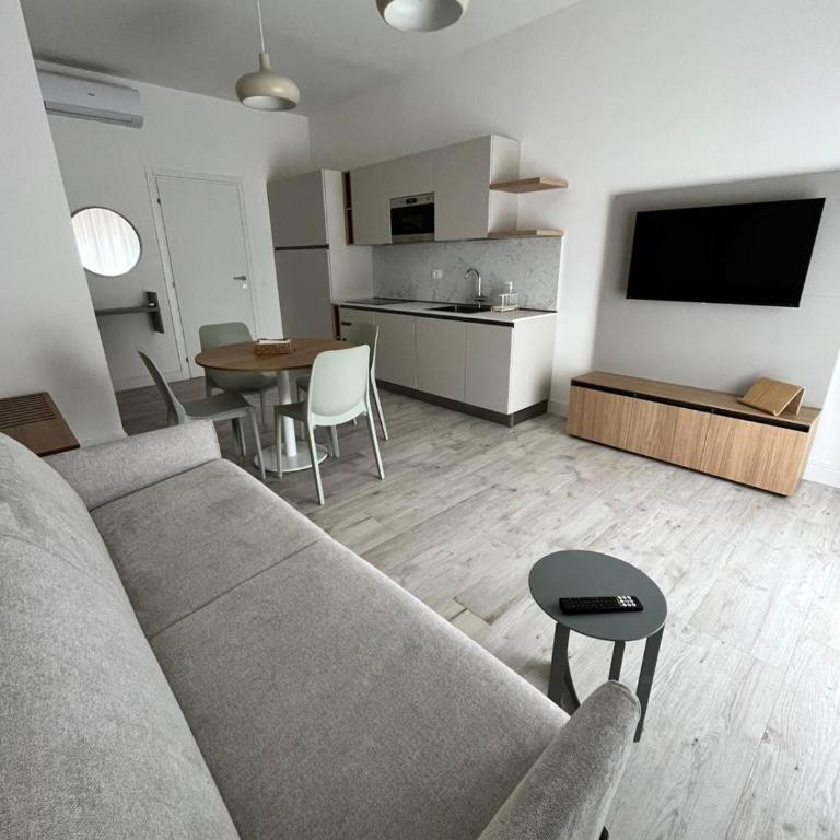 Baba Yaga Apartments - Appartamento con Terrazza - 1