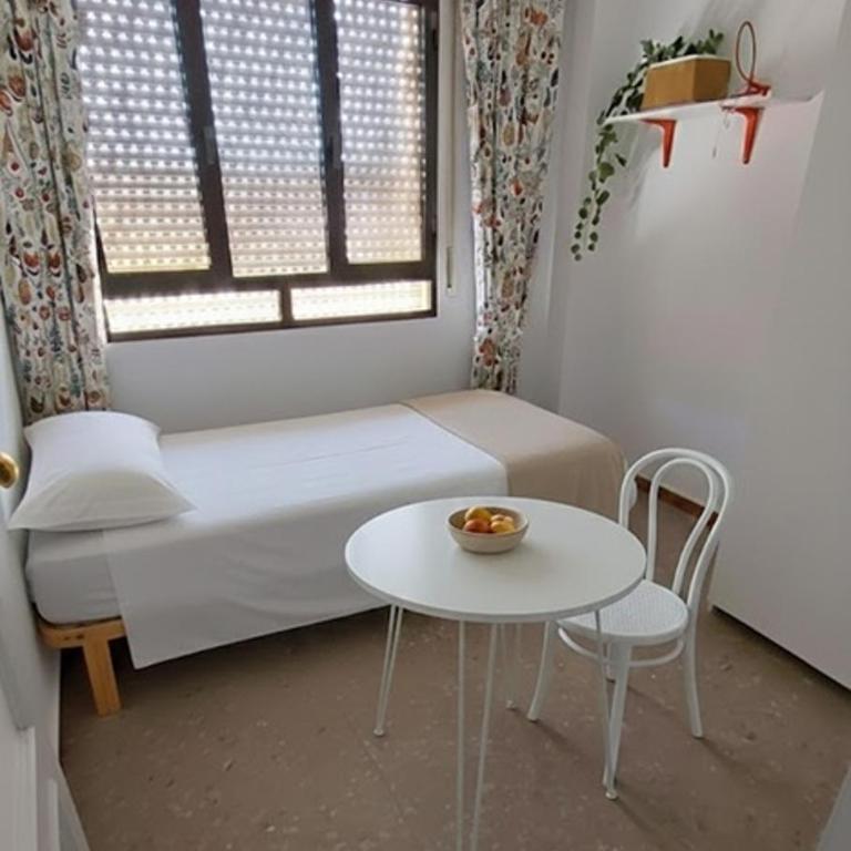 El Mirador - Three-Bedroom Apartment - 8