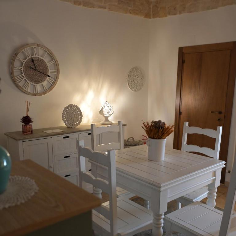 Trullo Susumaniello-Trulli Anti Charme & Relax - Two-Bedroom House - 9