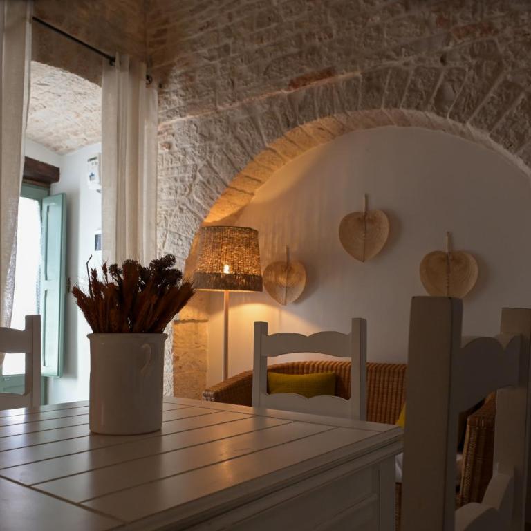 Trullo Susumaniello-Trulli Anti Charme & Relax - Two-Bedroom House - 11