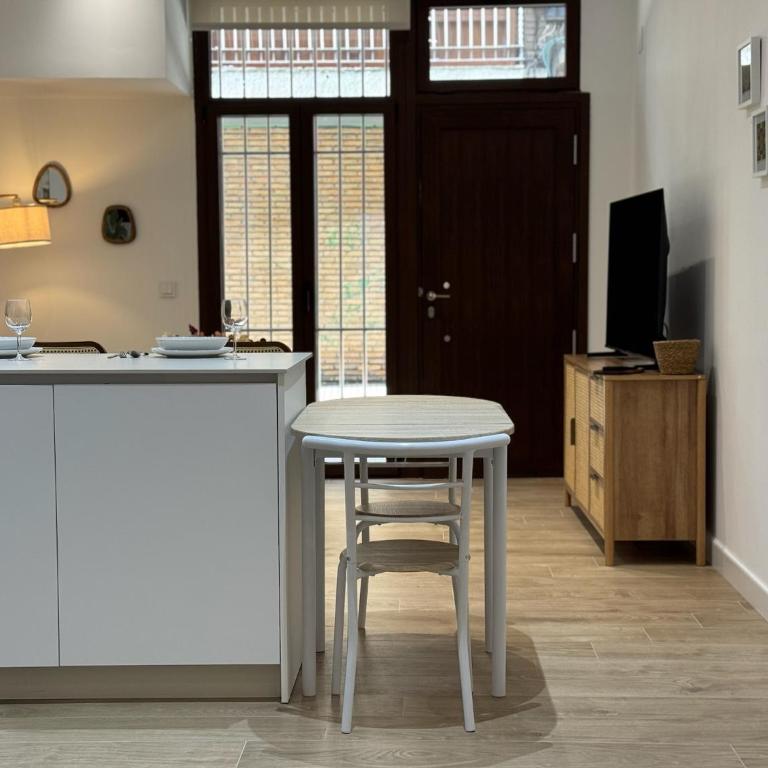 Apartamentos Centro Suites - Estudio Deluxe - 22