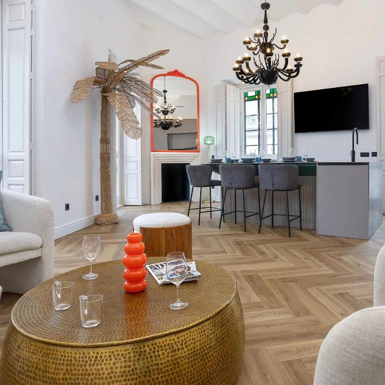 Antonia Luxury Home - Three-Bedroom Apartment - 1