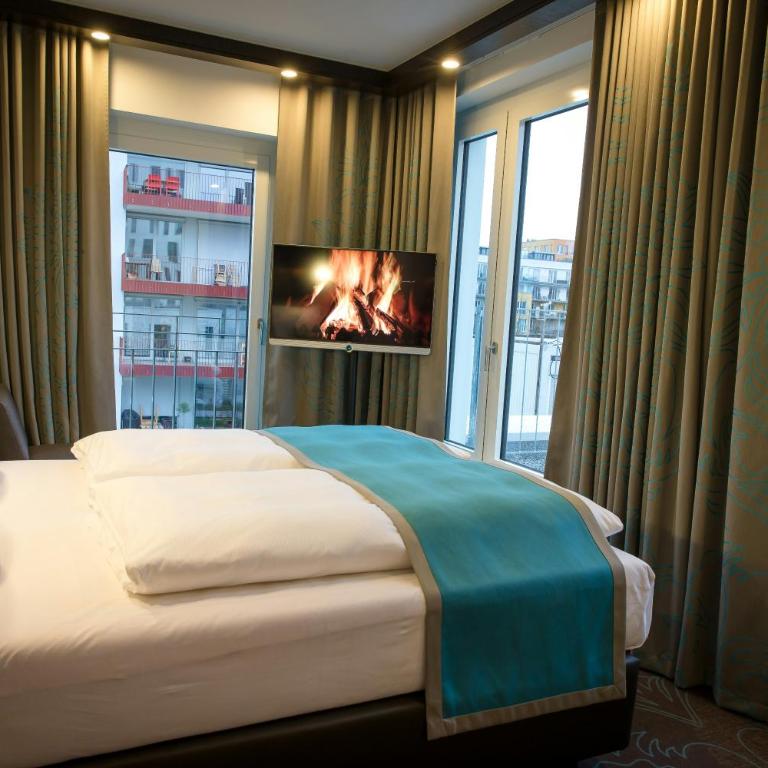 Motel One München-Olympia Gate - Habitación Doble Estándar con terraza - 3