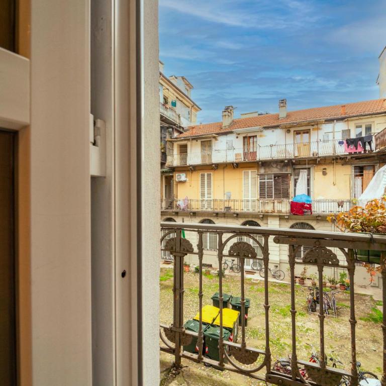 Monolocale San Maurizio 63 - One-Bedroom Apartment - 37