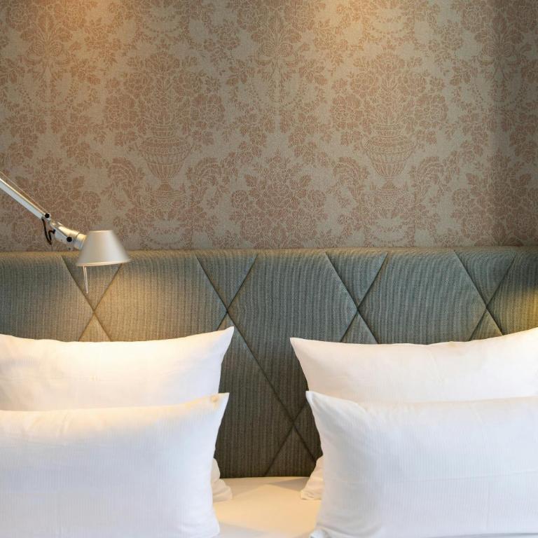 Motel One München-Sendlinger Tor - Standard Doppelzimmer - 2