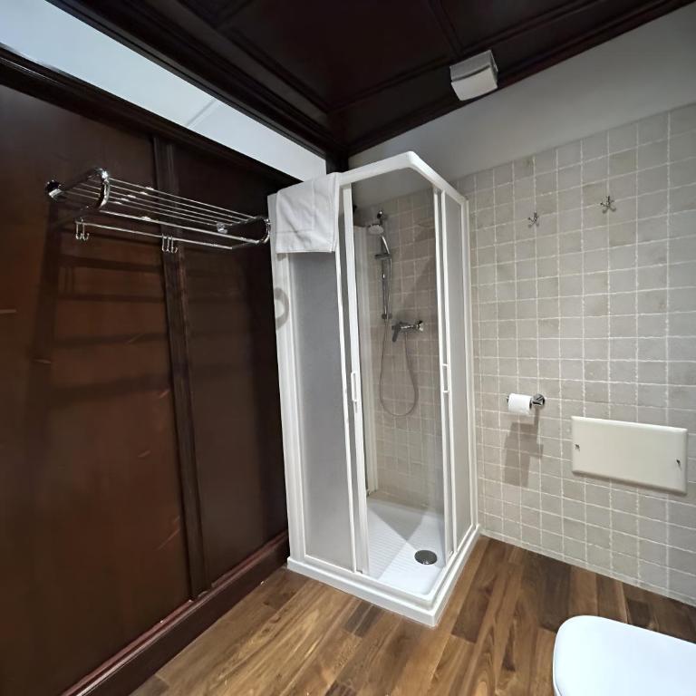 Mario Number 8 - Double Room - 8