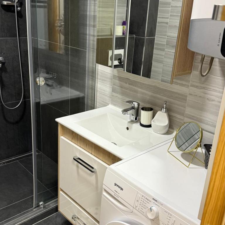 Grand Apartman Zlatibor - Two-Bedroom Apartment - 18