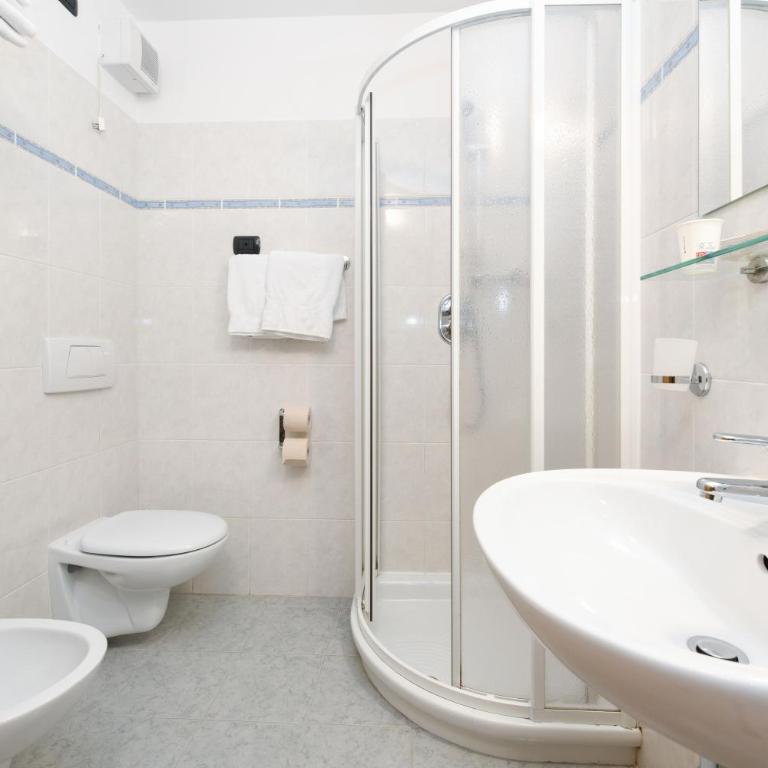 Hotel Denny - Appartamento con 2 Camere da Letto - 6