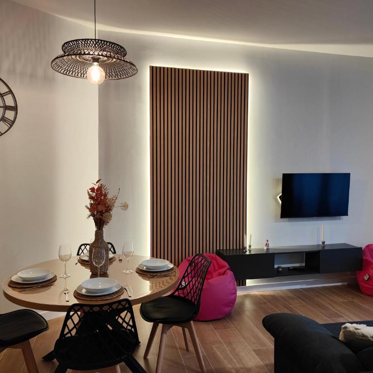 Loft ANELIER 18 - Two-Bedroom Apartment - 6