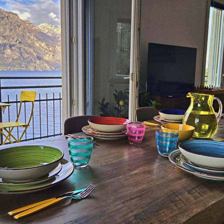 Limone Apt · Vista Lago - Finestra sul Lago - Appartamento con 2 Camere da Letto - 2