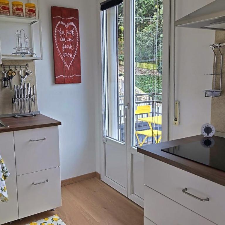 Limone Apt · Vista Lago - Finestra sul Lago - Appartamento con 2 Camere da Letto - 11