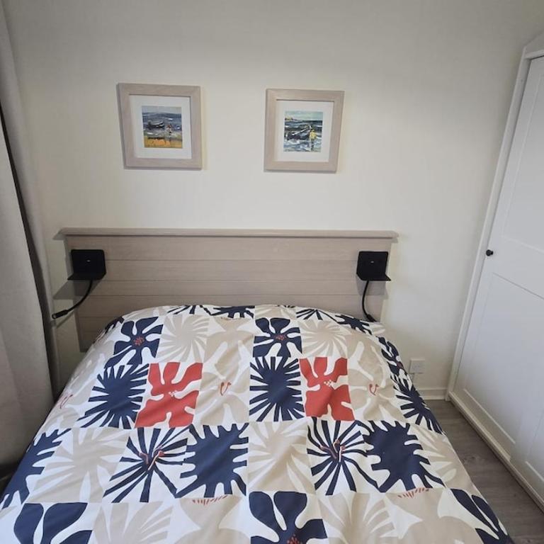 App T2 cosy refait à neuf, parking privé, linge de maison et ménage compris - Appartement 1 Chambre - 3