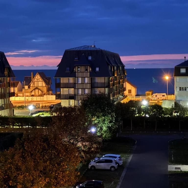 App T2 cosy refait à neuf, parking privé, linge de maison et ménage compris - Appartement 1 Chambre - 14