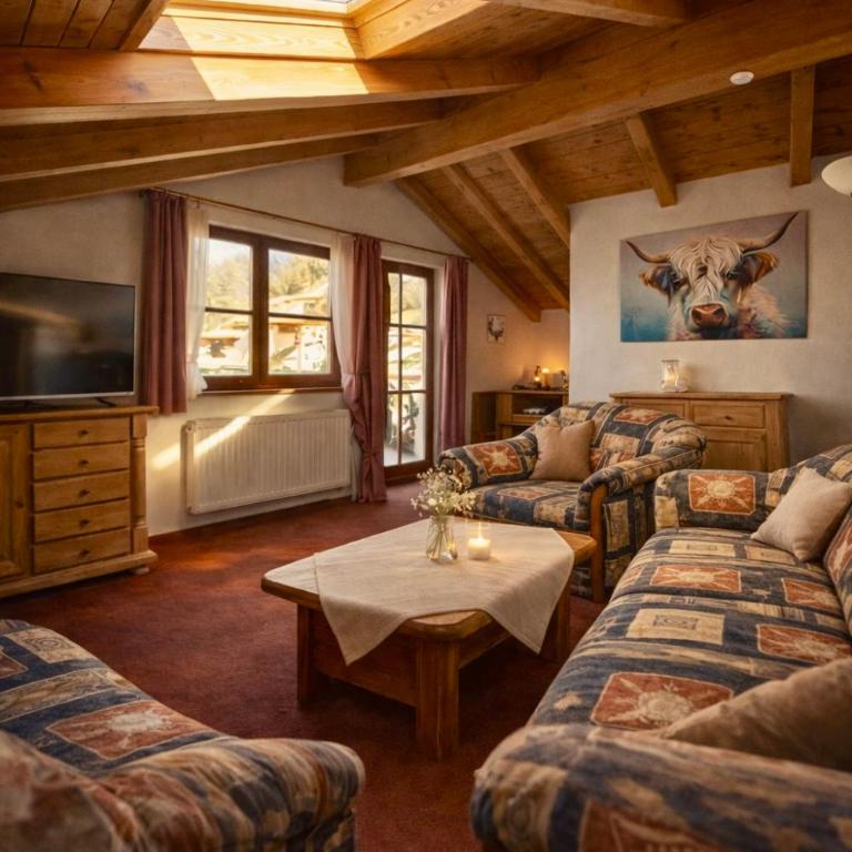 Ferienwohnungen Buchner Garmisch - Apartment mit 1 Schlafzimmer und Balkon - 1