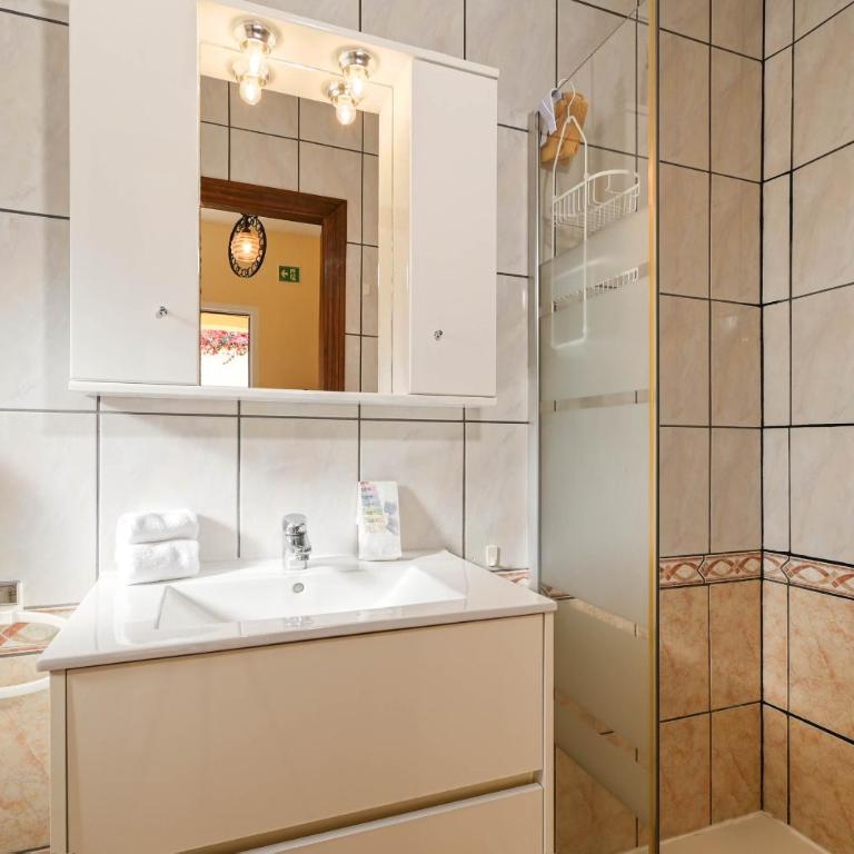 Casa Monica - Two-Bedroom House - 16