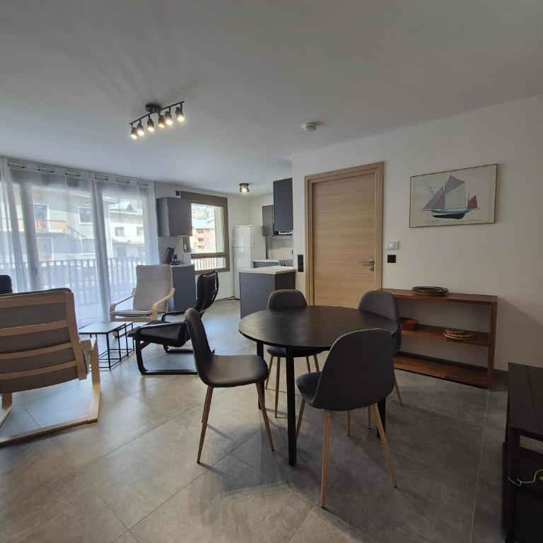 Appartement 4pers - Centre BSM - Appartement 2 Chambres - 6