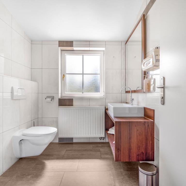 Das Grüne Hotel zur Post - 100 % BIO - Einzelzimmer mit kleinem Doppelbett - 5