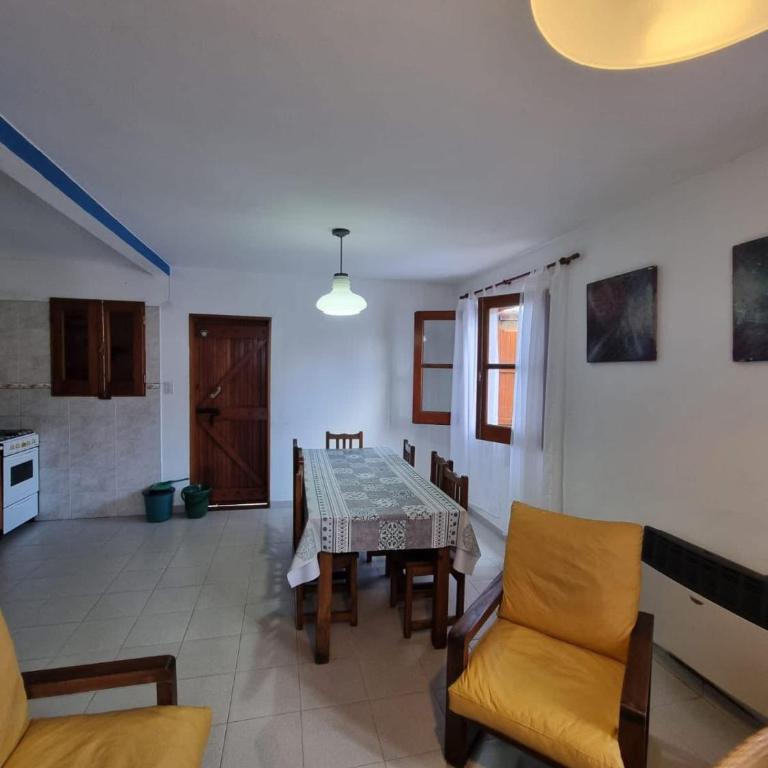 AnaSil - Two-Bedroom House - 10
