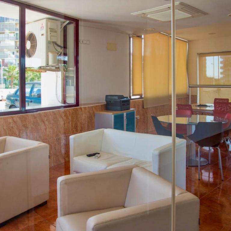 Clubrent - Coral Beach, 19th floor - sea view - Apartamento de 2 dormitorios - 47