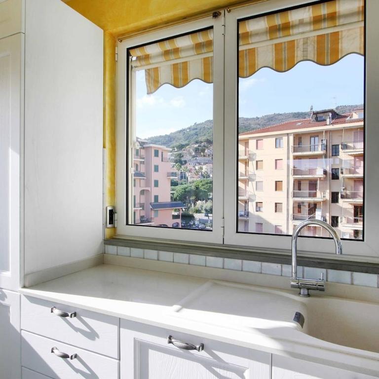 WI-RO Risorgimento,9 - La Perla di Andora - Appartamento con 2 Camere da Letto - 4