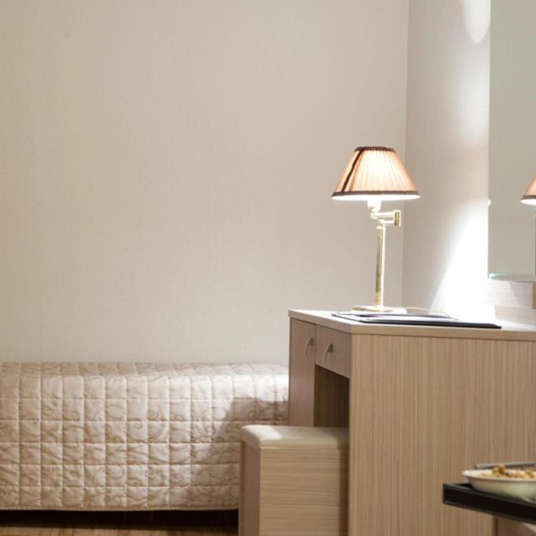 Hôtel Lebron - Chambre Triple - 6
