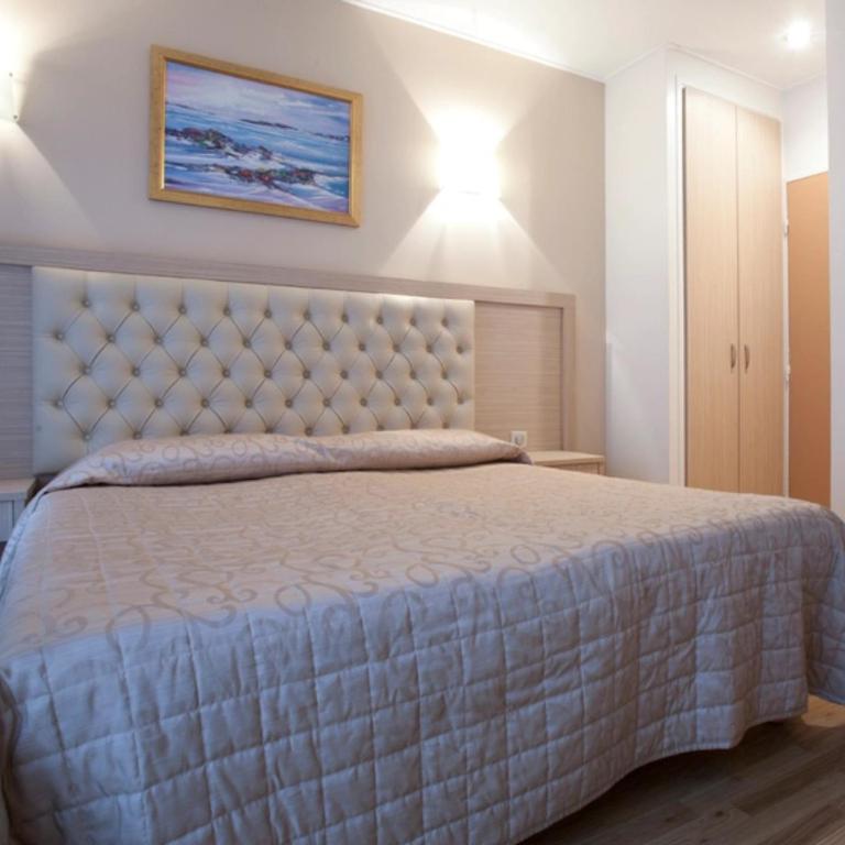Hôtel Lebron - Chambre Double - 8