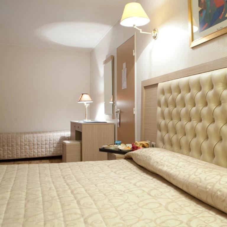 Hôtel Lebron - Chambre Triple - 8